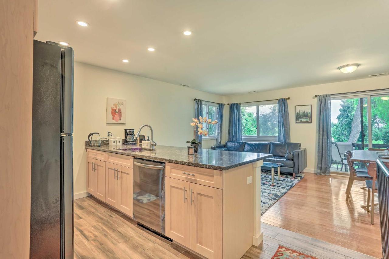 Sun-Lit Vernon Condo Less Than 2 Mi To Ski Resort! Esterno foto