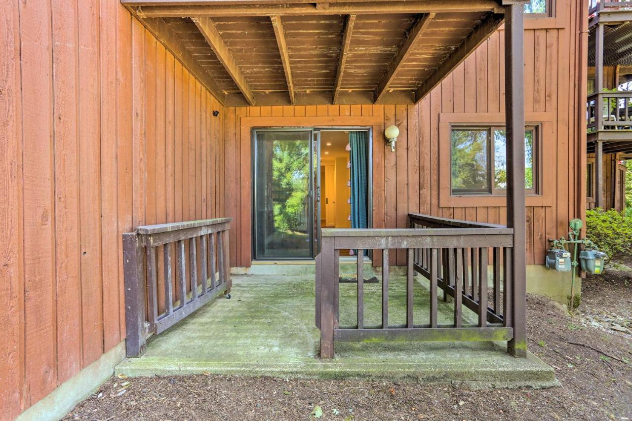 Sun-Lit Vernon Condo Less Than 2 Mi To Ski Resort! Esterno foto